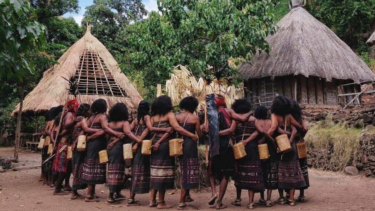Abui tribe traditional dance, Takpala village